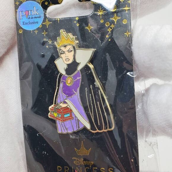 Disney Snow White Evil Queen 85th Anniv. Collectible LE Pin NIP - Picture 2 of 8
